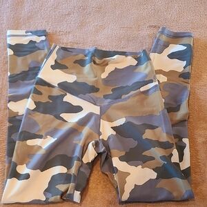 Women's Camouflage Leggings